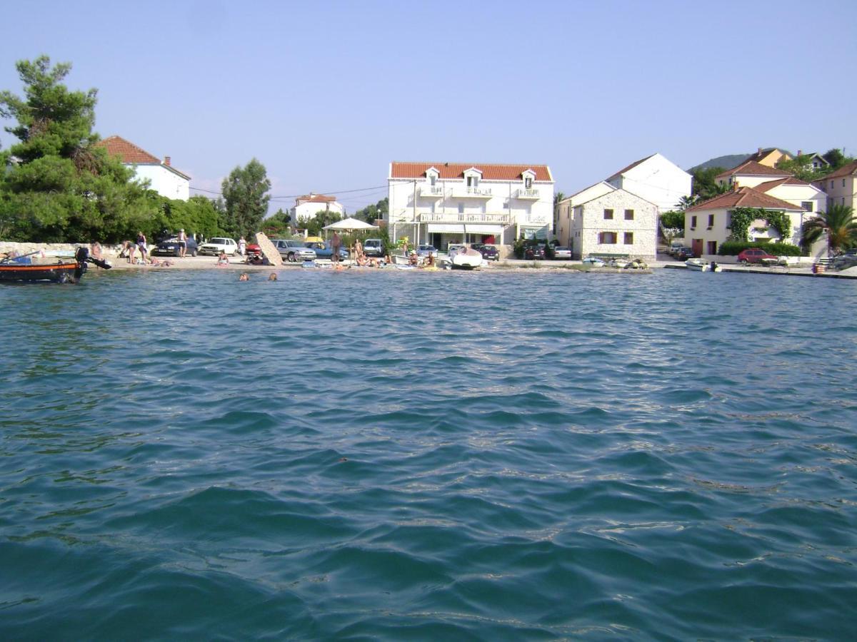 Hodilje Villa Menalo מראה חיצוני תמונה
